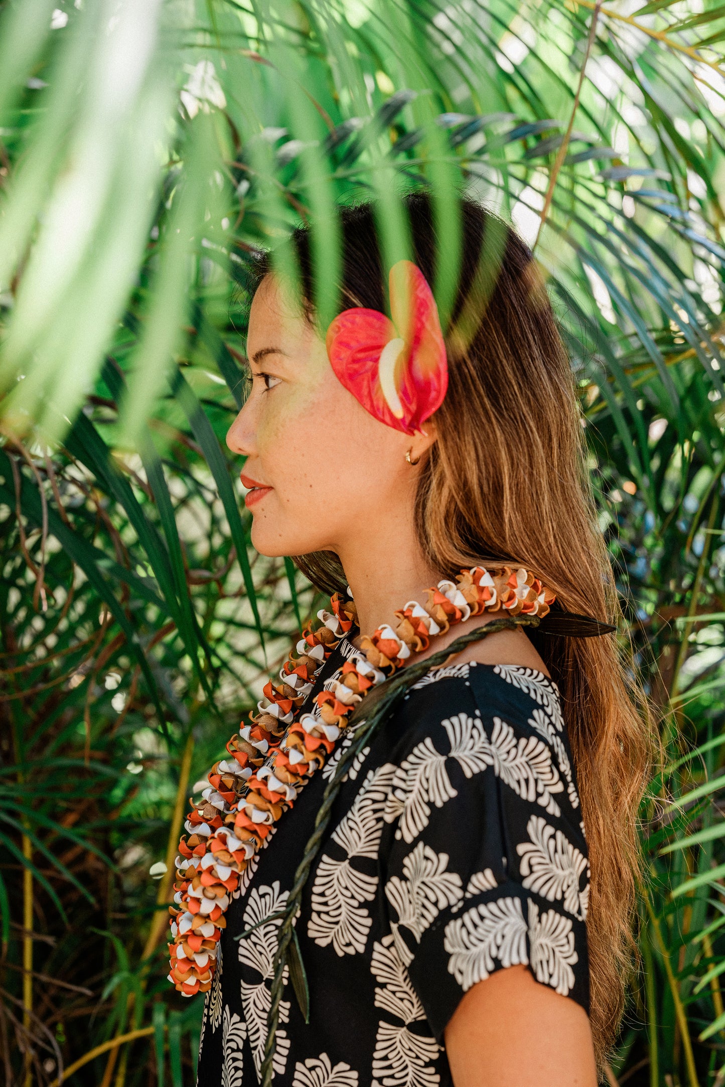 Classic Leather Lei - Puakenikeni