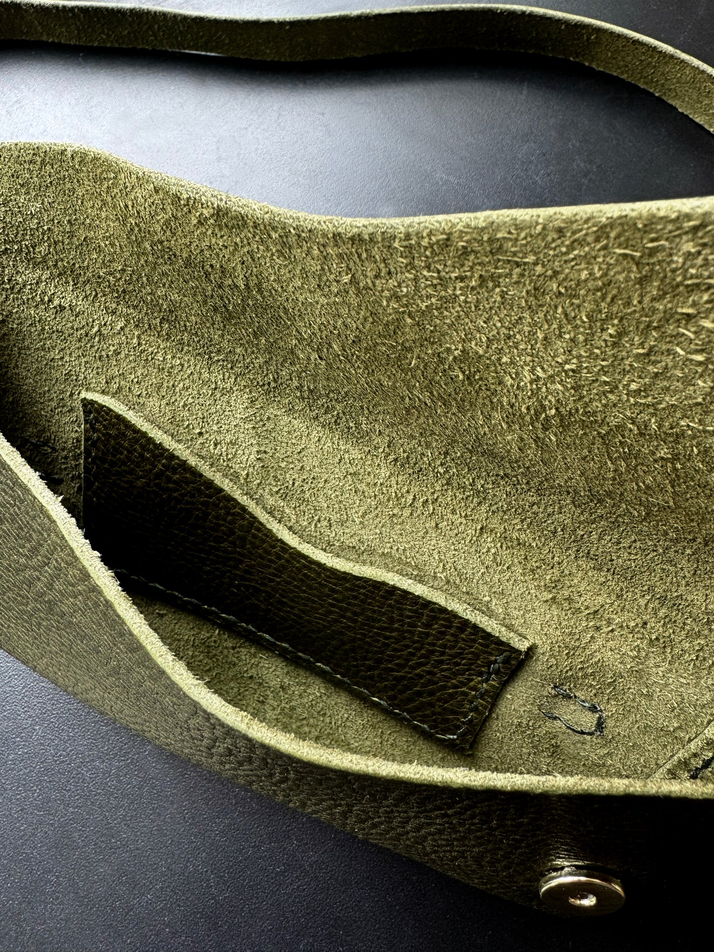 Single Fin Belt Pouch
