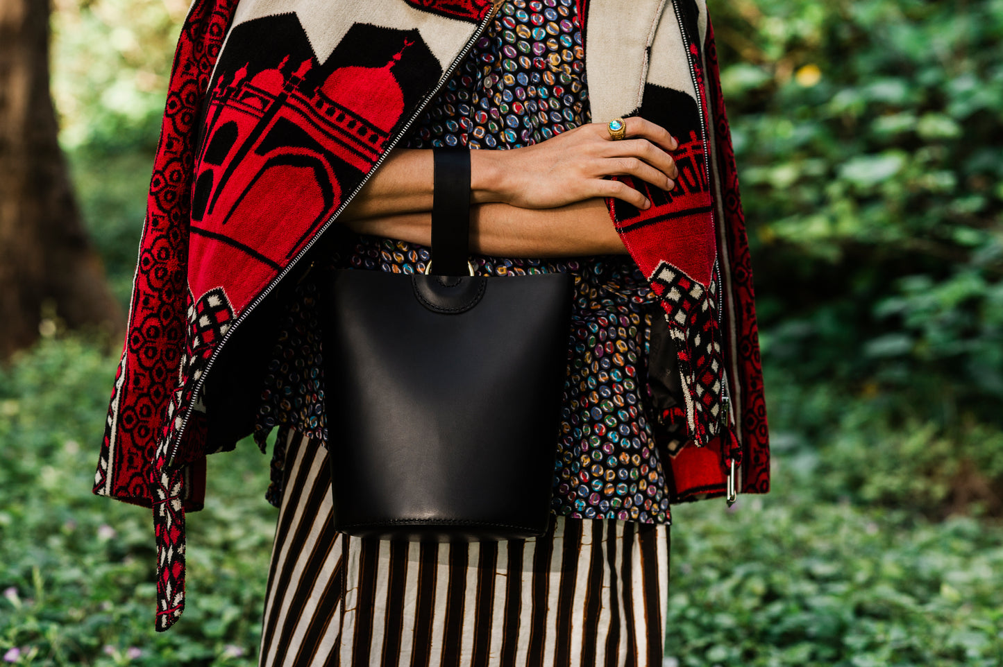 Dark Tidal Tote