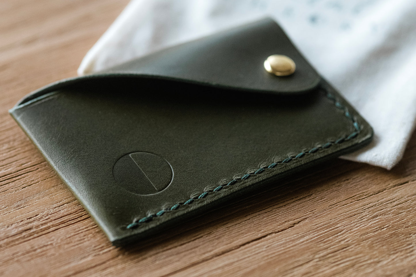 Single Fin Cardholder